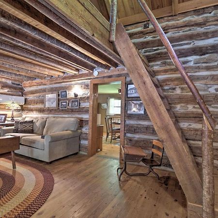 Historic Cabin Grill And Hiking Trail Access! Bryson City Eksteriør bilde