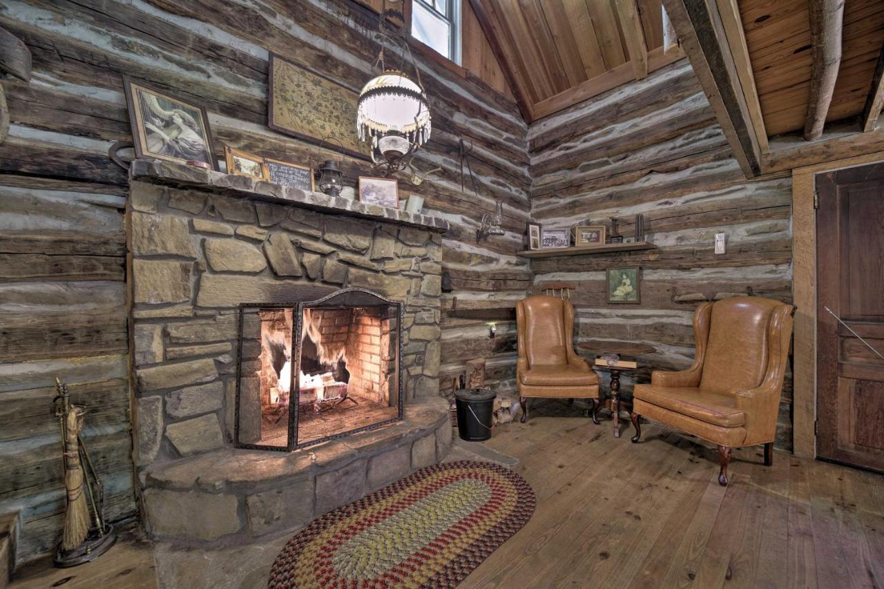 Historic Cabin Grill And Hiking Trail Access! Bryson City Eksteriør bilde