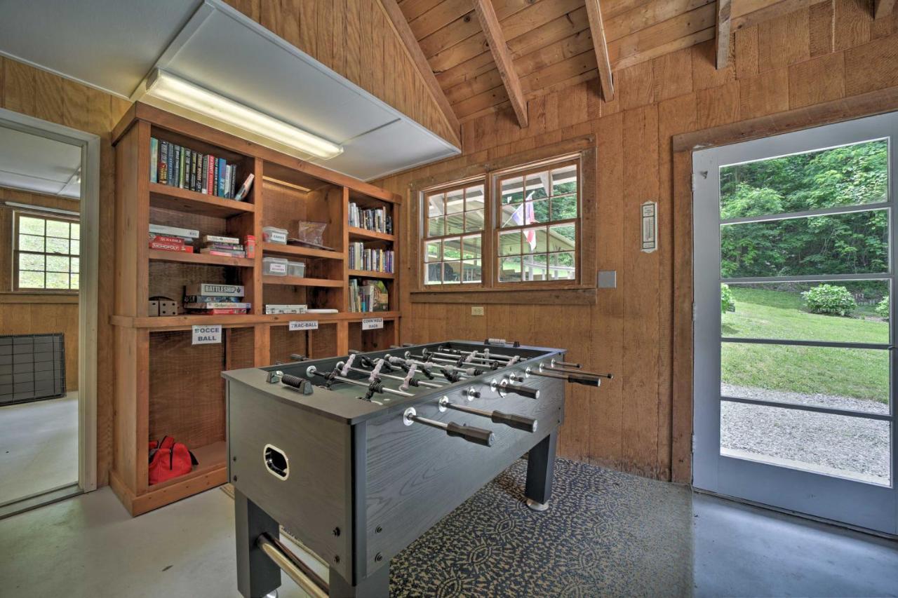 Historic Cabin Grill And Hiking Trail Access! Bryson City Eksteriør bilde