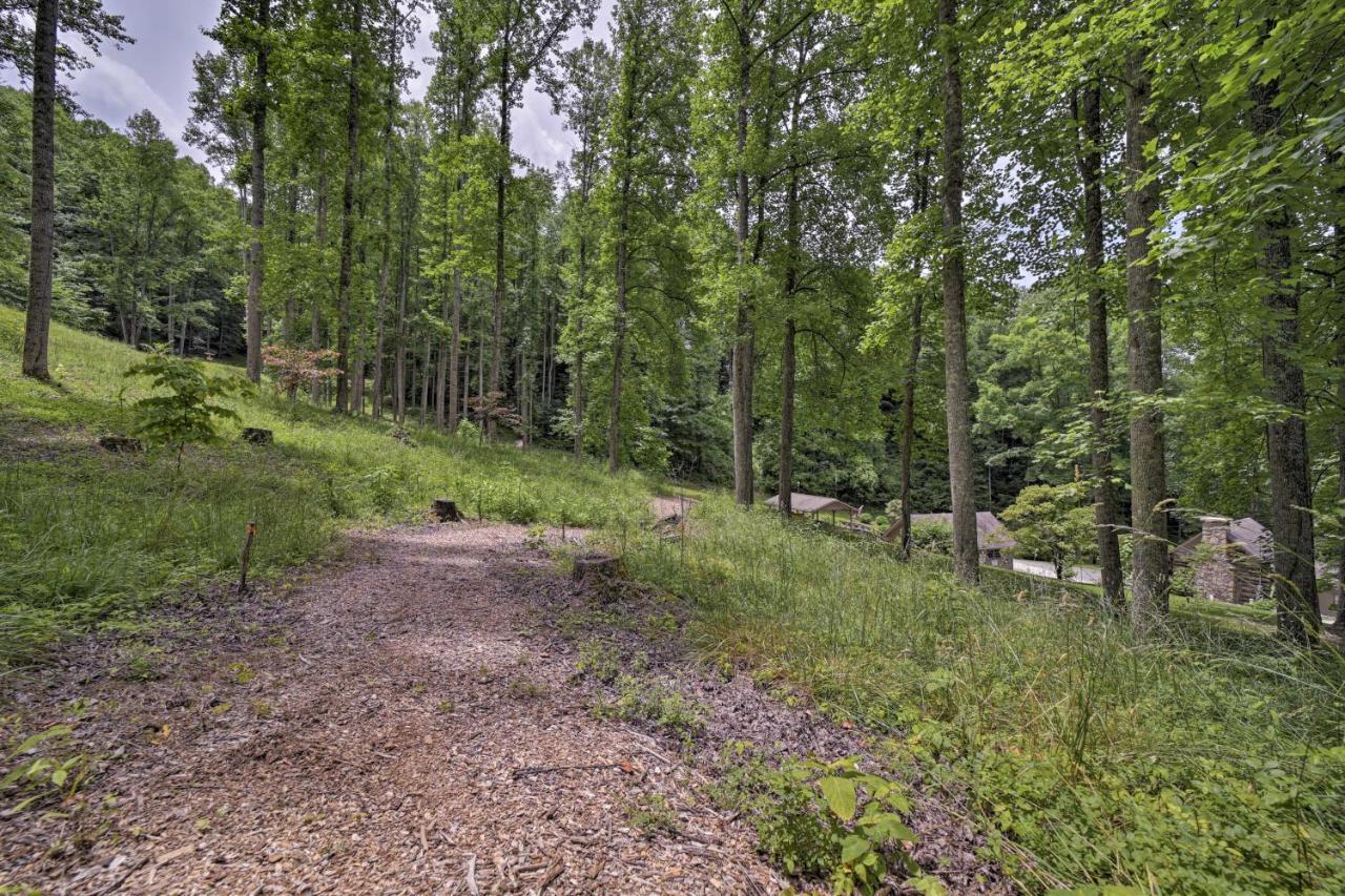 Historic Cabin Grill And Hiking Trail Access! Bryson City Eksteriør bilde